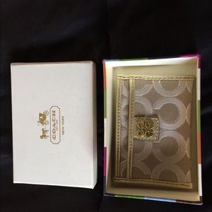 Coach wallet